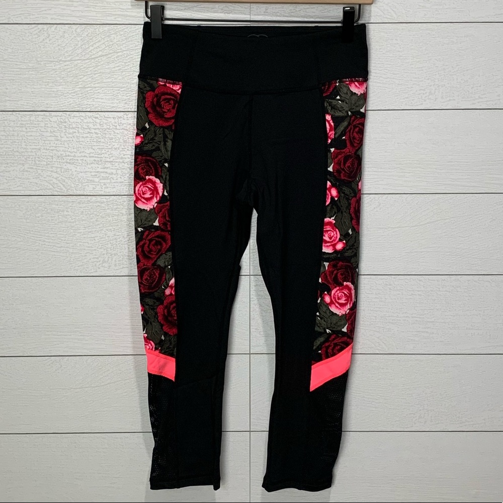 Betsey Johnson Crop Leggings Size Small